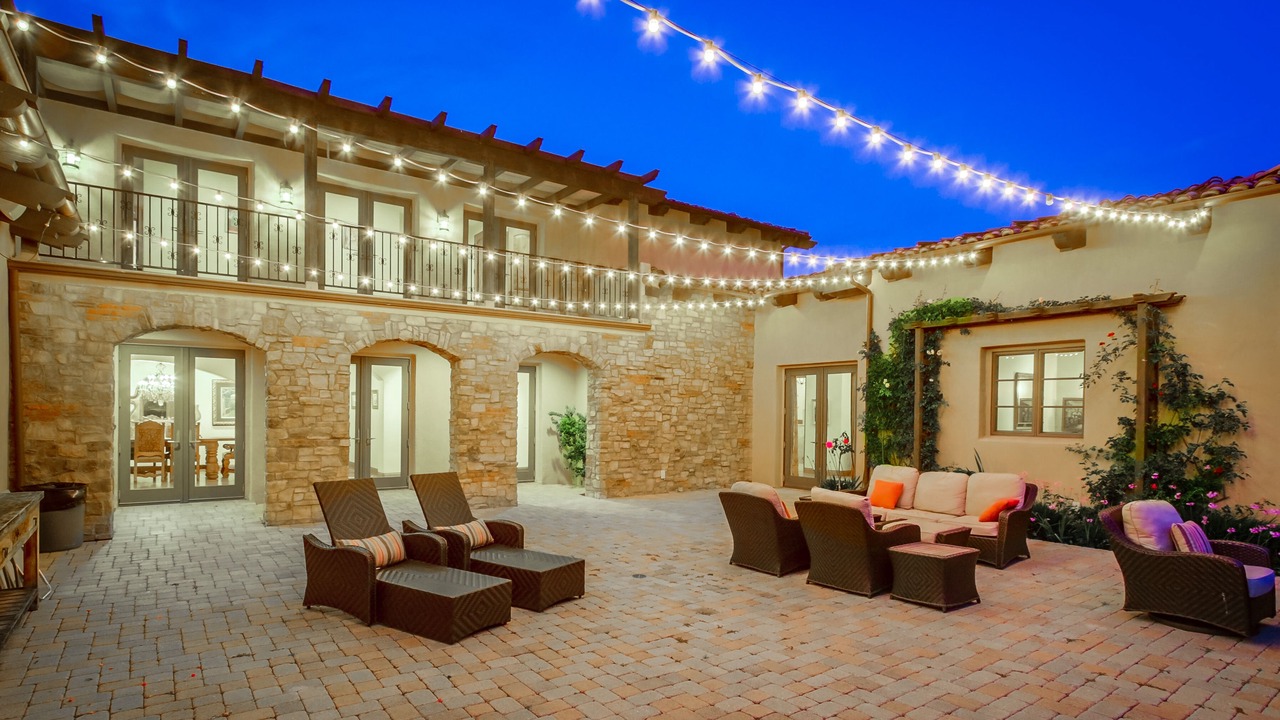 Photo of Patio Balcony in Covenant