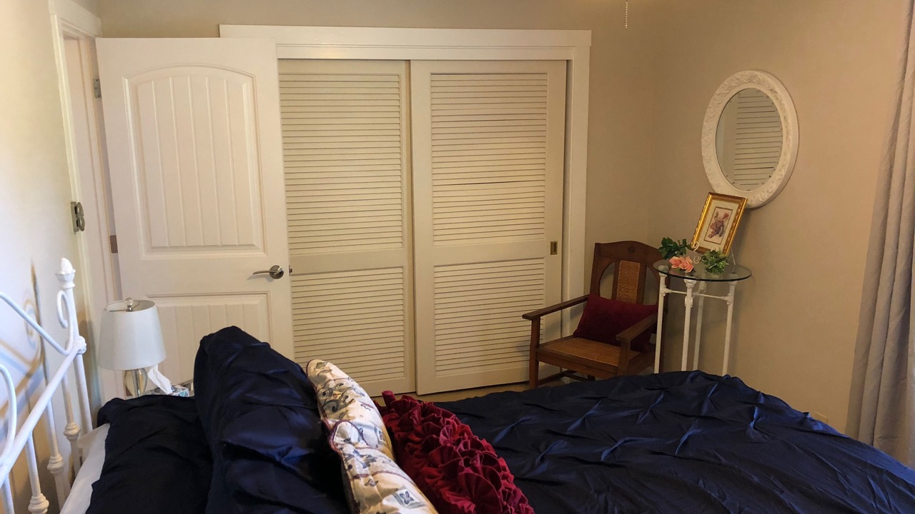 Photo of Bedroom in Kenwood