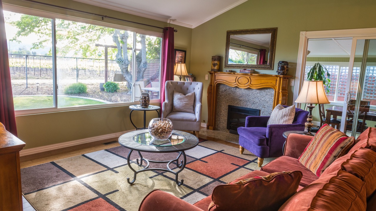 Photo of Livingroom in Napa