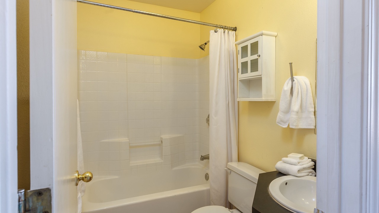 Photo of Bathroom in Mariposa