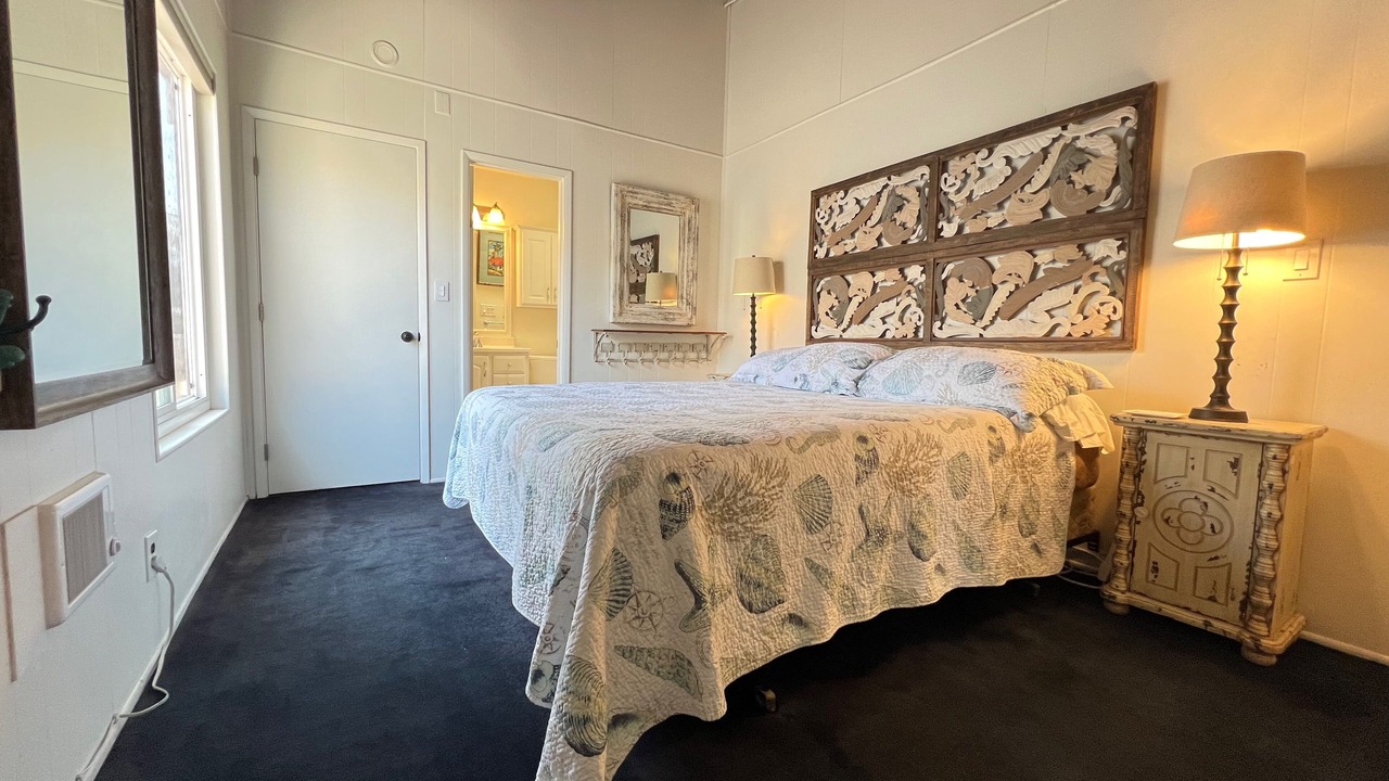 Photo of Bedroom in South Mission Beach