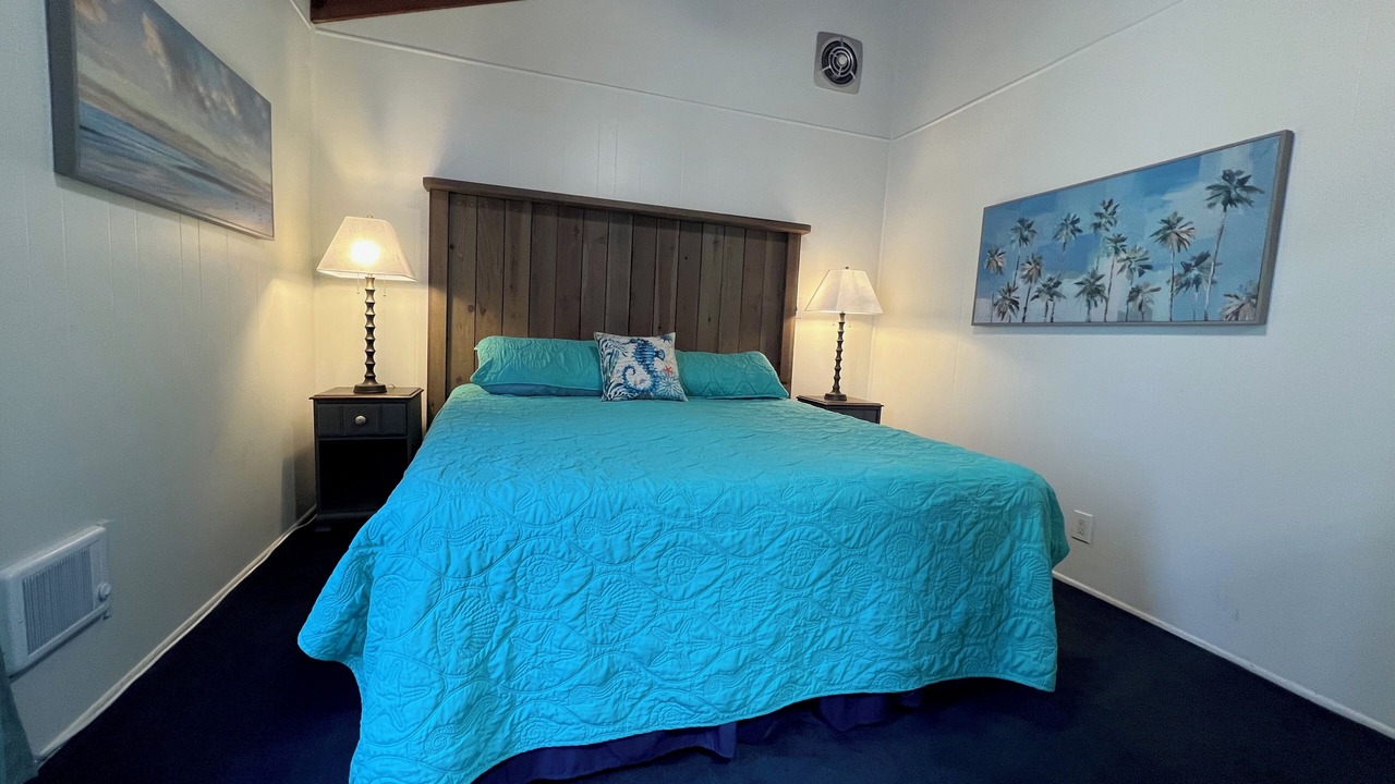 Photo of Bedroom in South Mission Beach