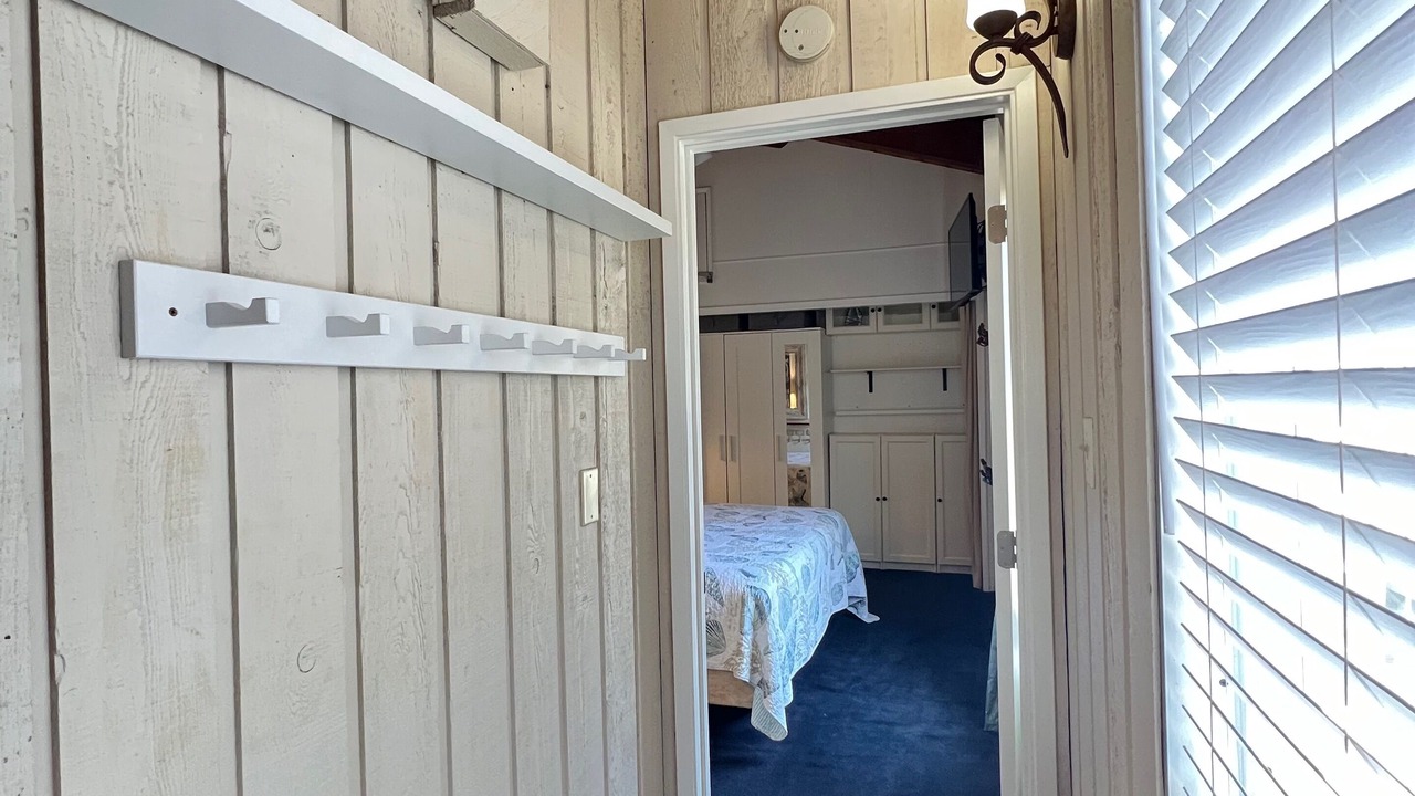 Photo of Bedroom in South Mission Beach