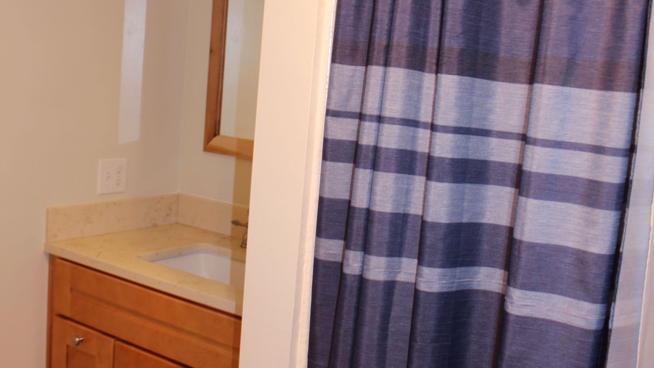 Photo of Bathroom in Al Tahoe