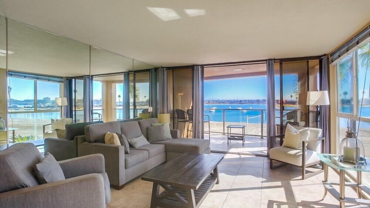 Photo of Livingroom in Central Mission Beach