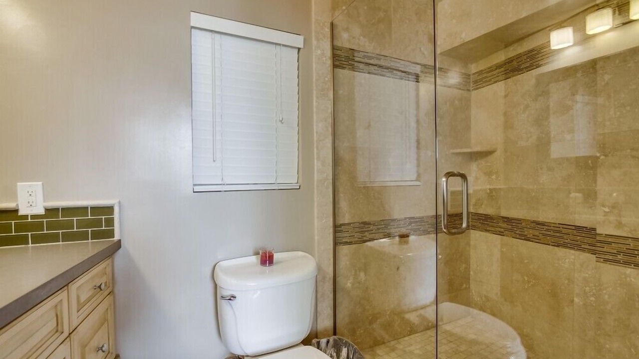 Photo of Bathroom in Central Mission Beach
