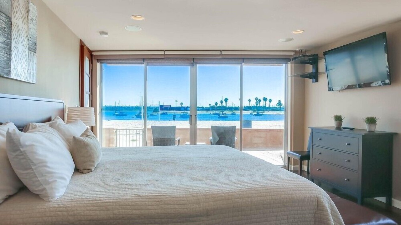 Photo of Bedroom in Central Mission Beach
