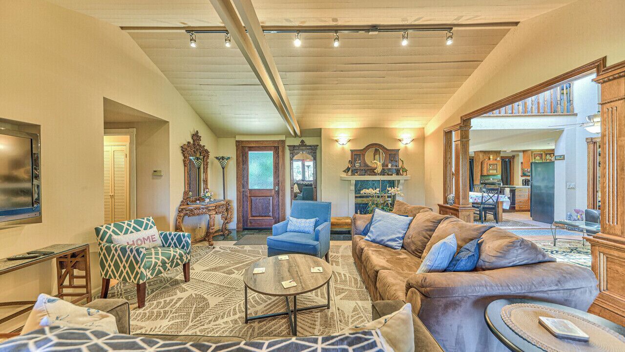 Photo of Livingroom in Carmel Valley