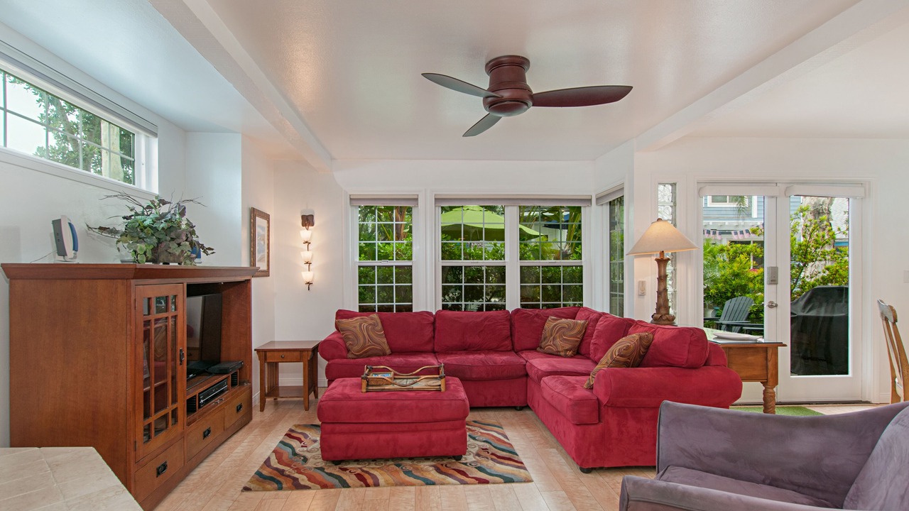 Photo of Livingroom in Central Mission Beach