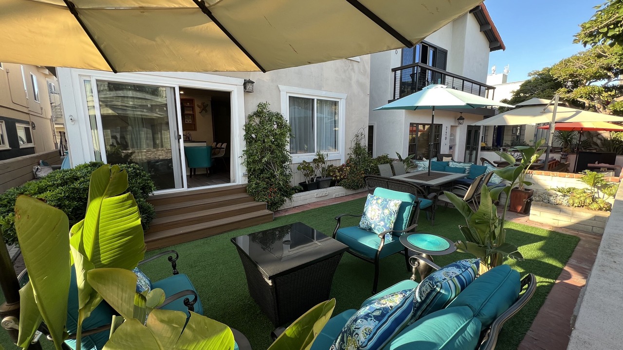 Photo of Patio Balcony in South Mission Beach