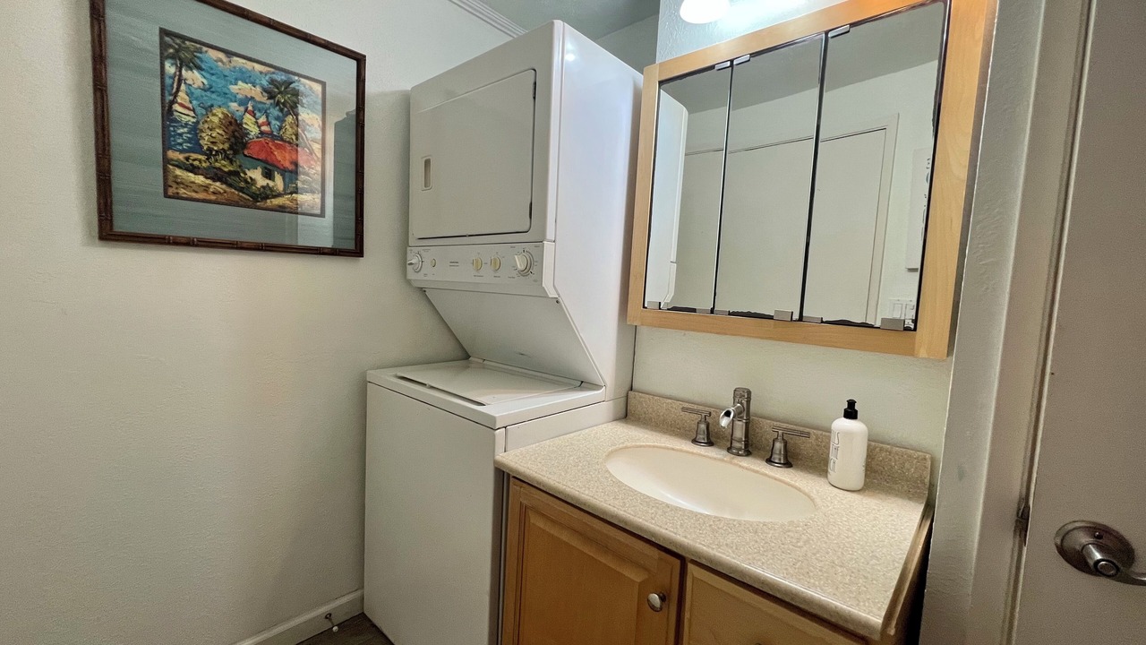 Photo of Bathroom in South Mission Beach