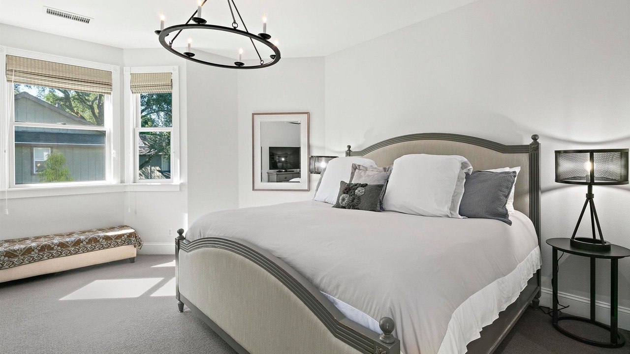 Photo of Bedroom in St. Helena