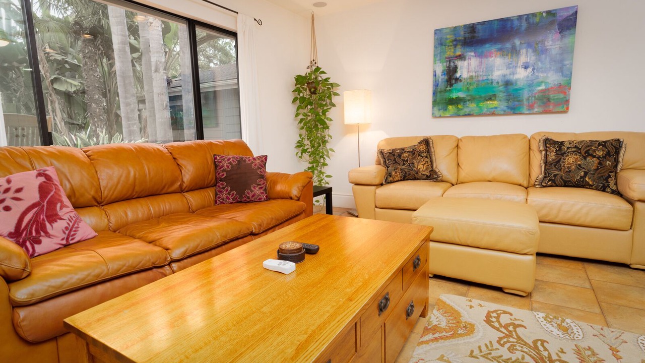 Photo of Livingroom in Vista