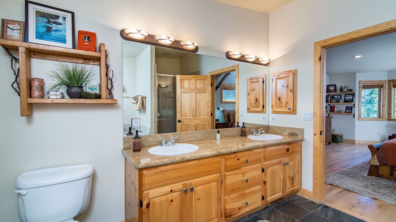 Photo of Bathroom in Tahoe City