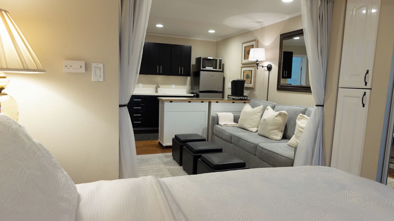 Photo of Bedroom in Laguna Beach