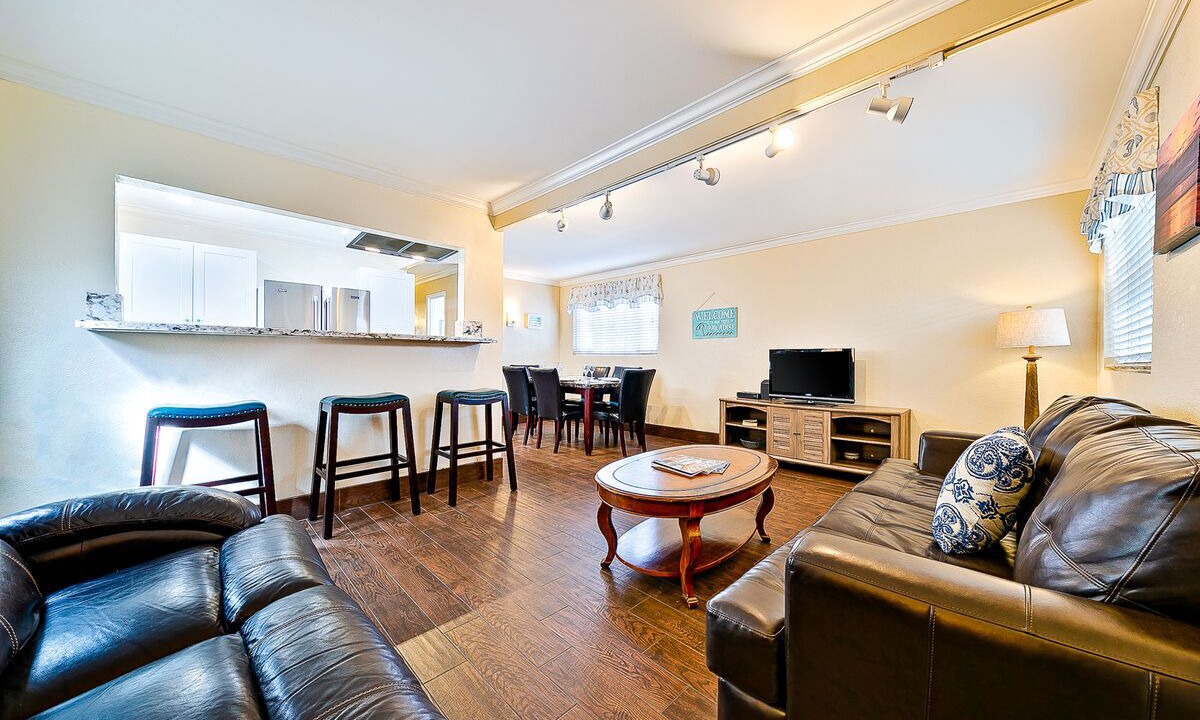 Photo of Livingroom in Ocean Beach