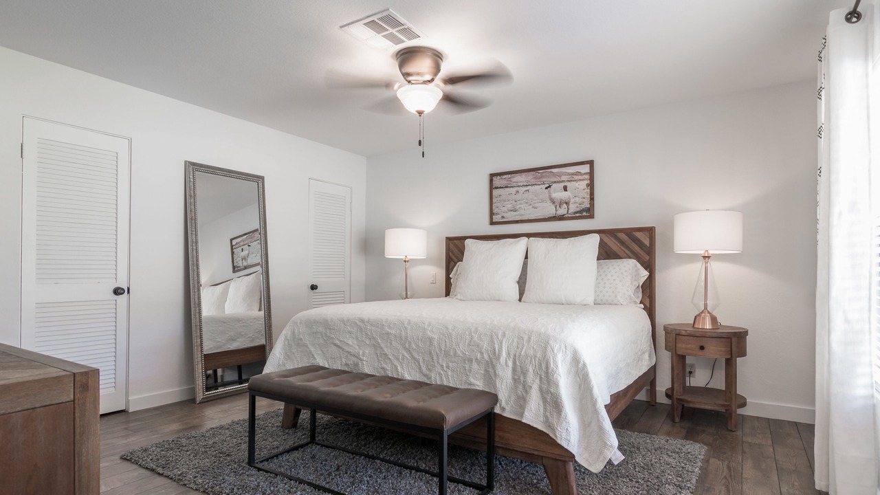 Photo of Bedroom in Magnesia Falls Cove