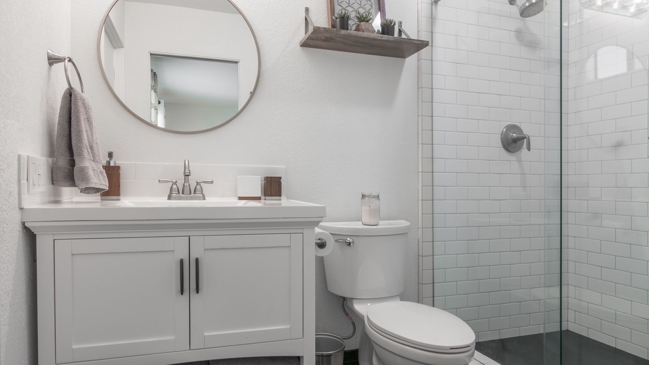 Photo of Bathroom in Magnesia Falls Cove