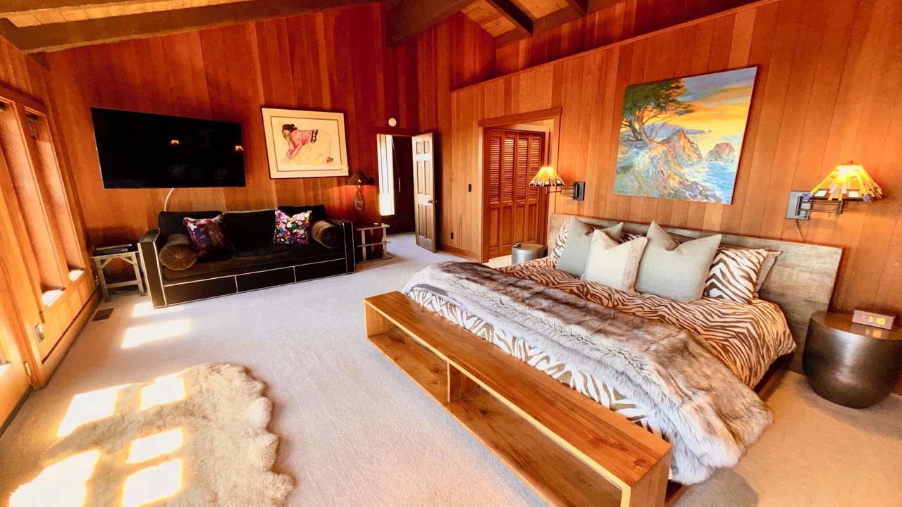 Photo of Bedroom in Posts