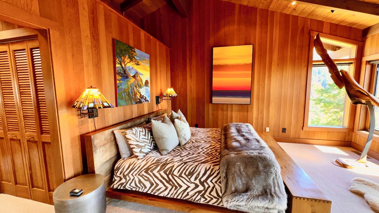 Photo of Bedroom in Posts