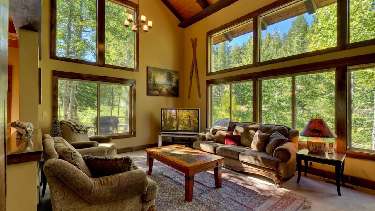 Photo of Livingroom in Alpine Meadows