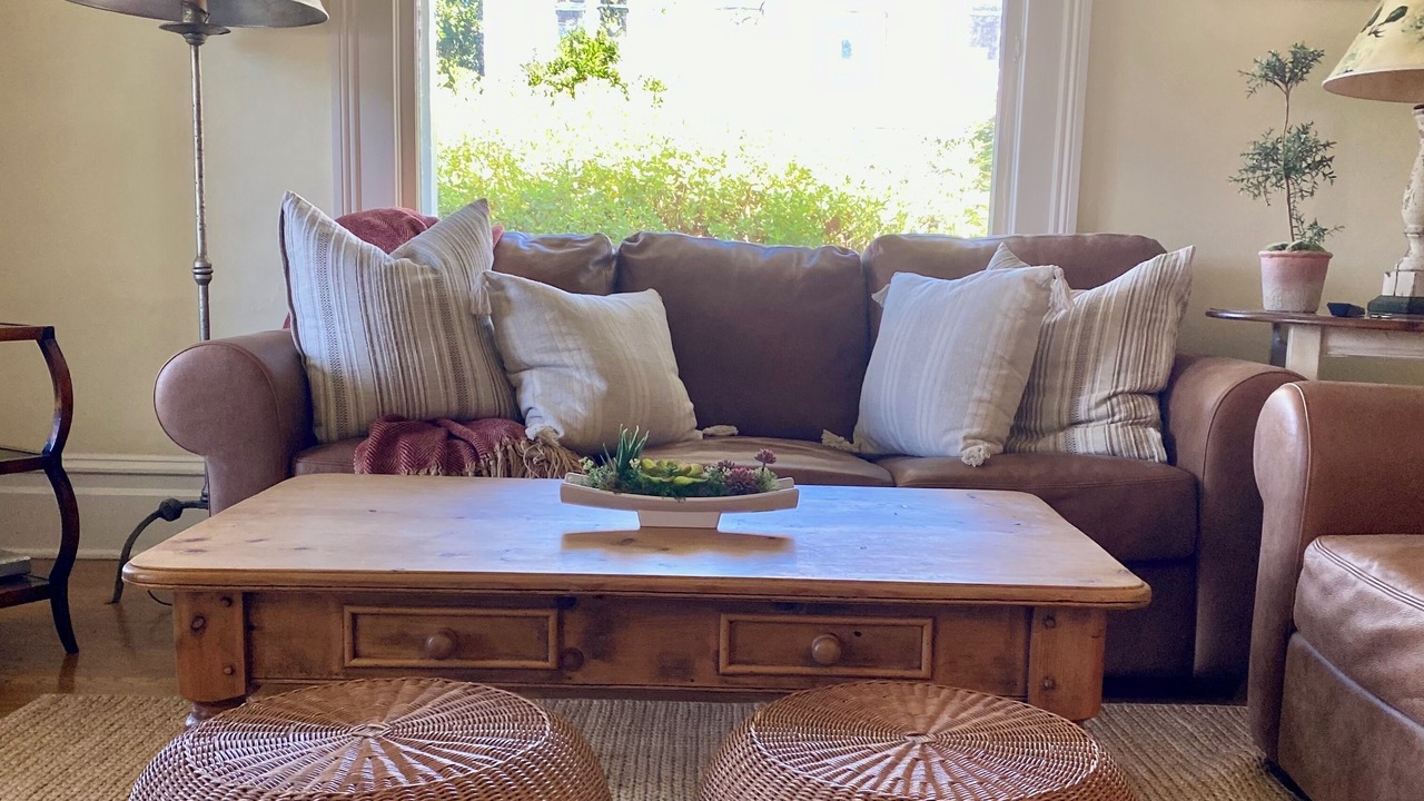 Photo of Livingroom in St. Helena