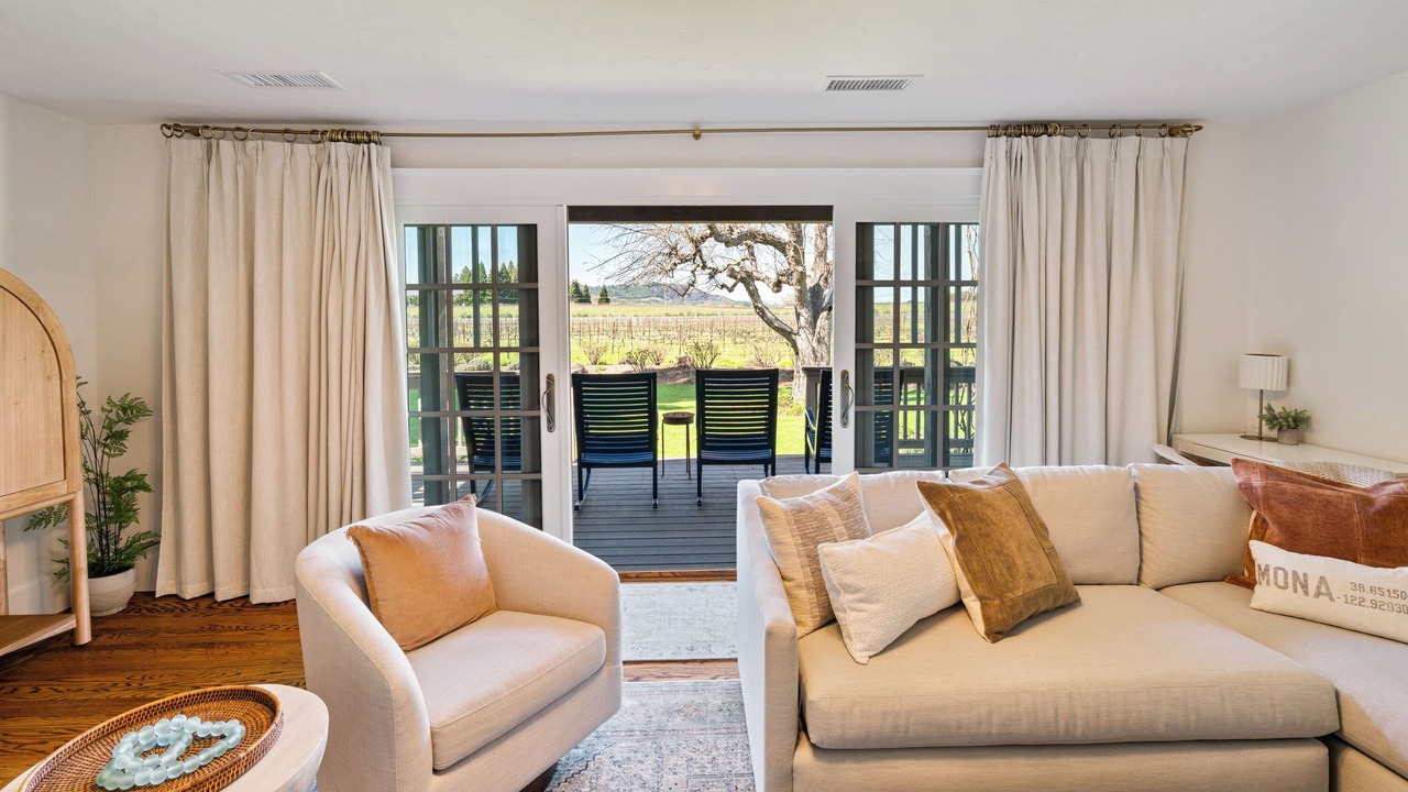 Photo of Livingroom in Healdsburg