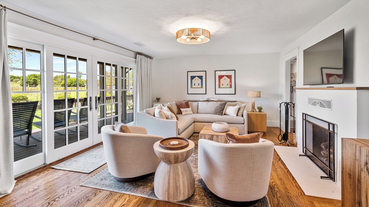 Photo of Livingroom in Healdsburg
