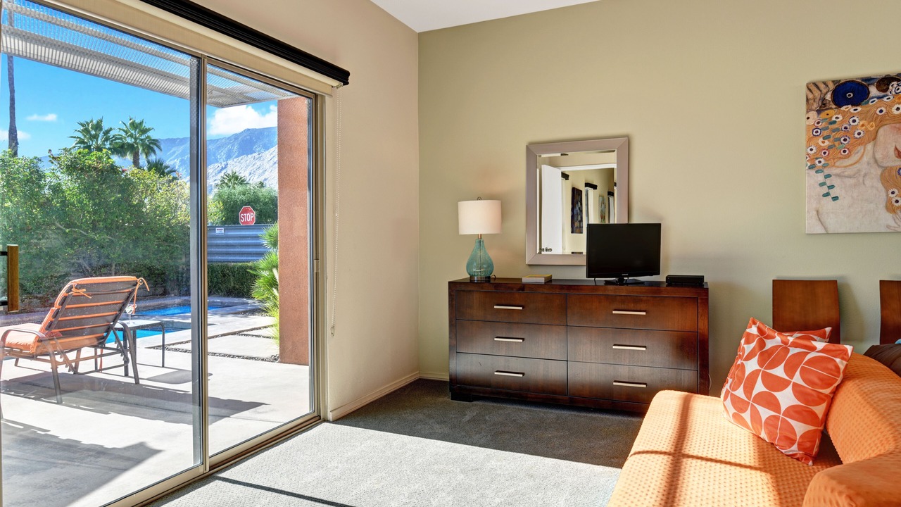 Photo of Livingroom in Warm Sands