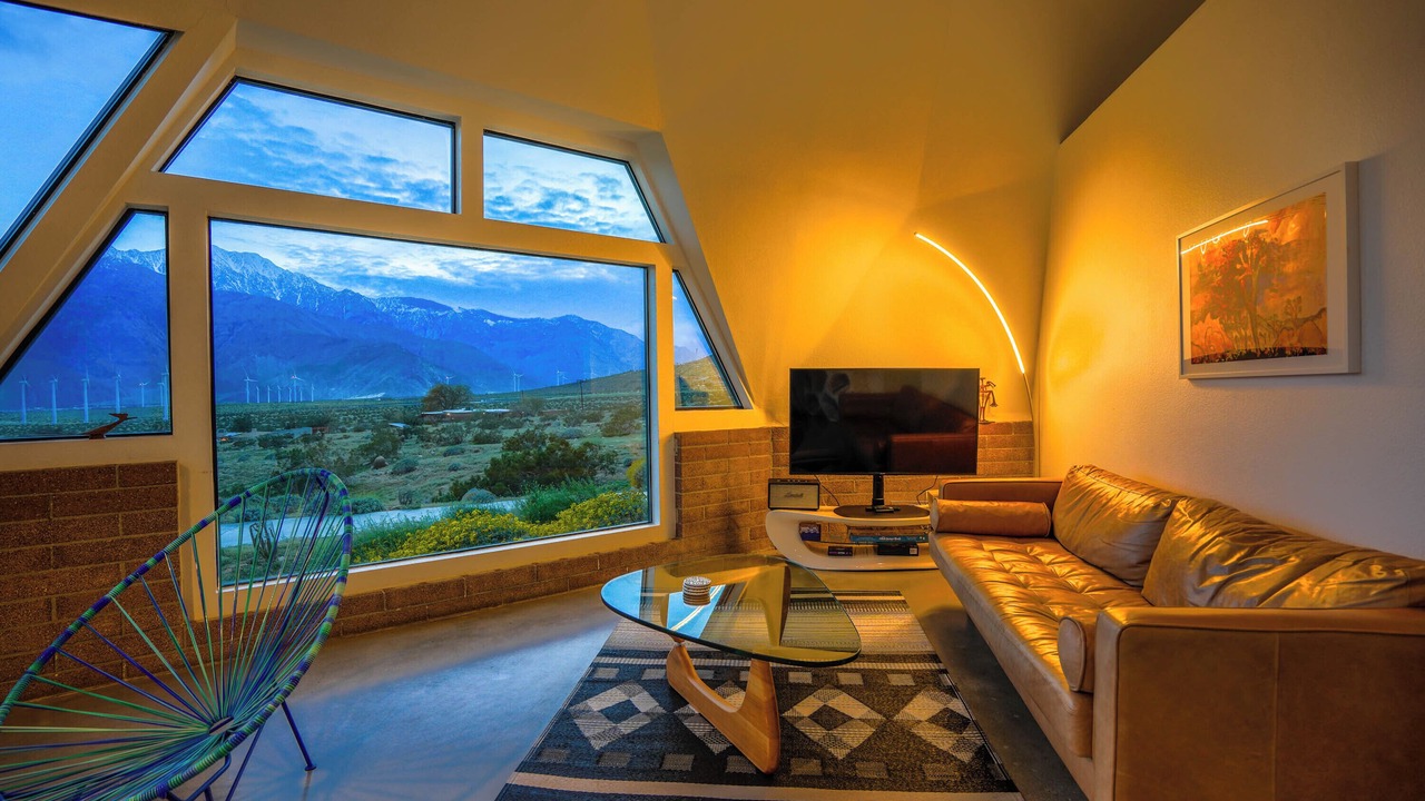 Photo of Livingroom in Desert Hot Springs