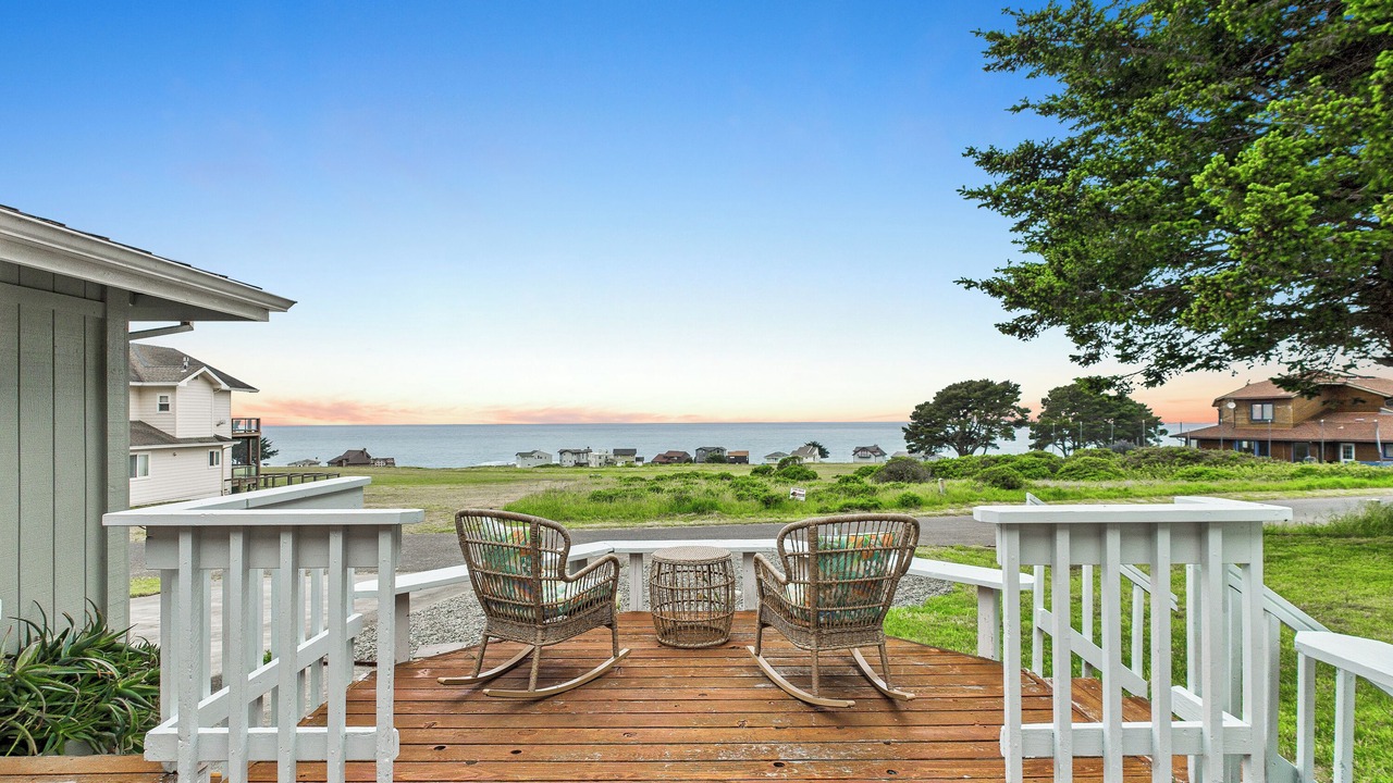 Photo of Patio Balcony in Shelter Cove