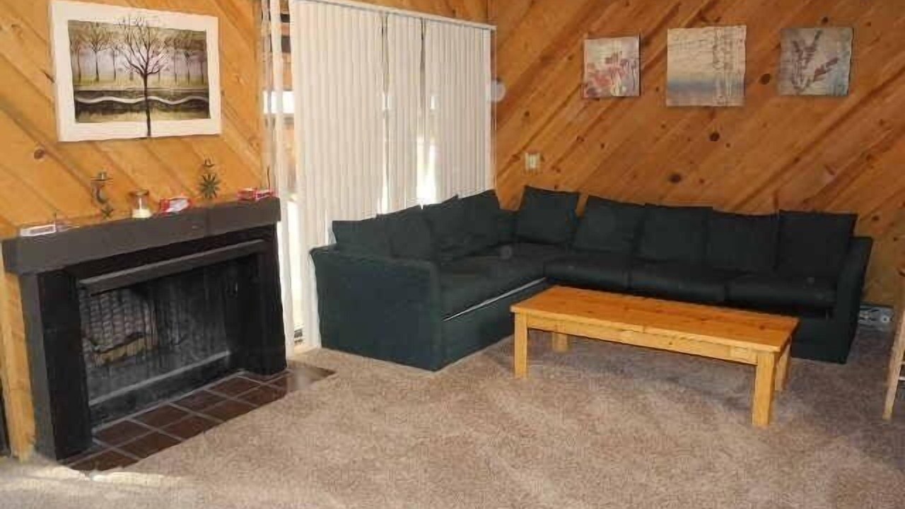 Photo of Livingroom in Mammoth Lakes