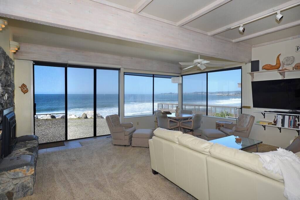 Photo of Bedroom in Opal Cliffs