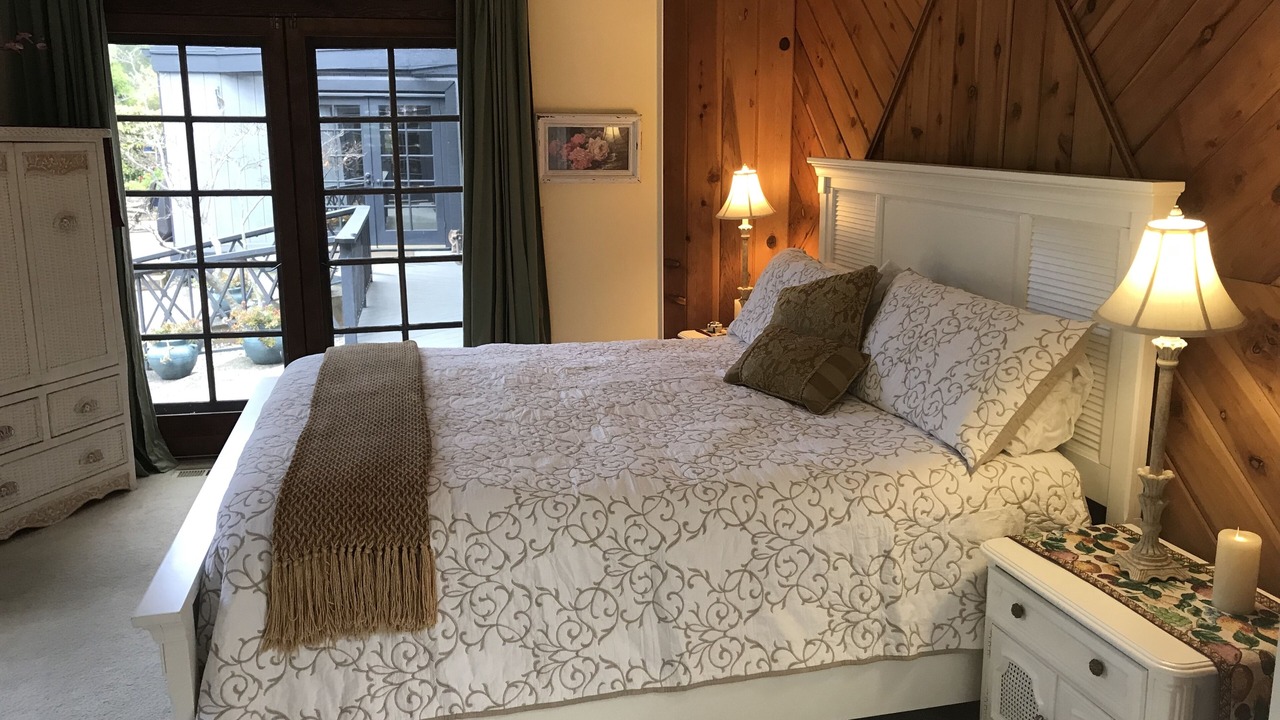Photo of Bedroom in Mission Canyon