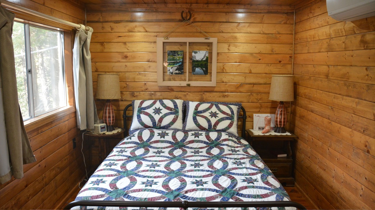 Photo of Bedroom in Fish Camp