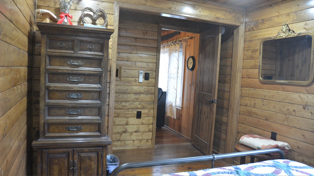 Photo of Bedroom in Fish Camp