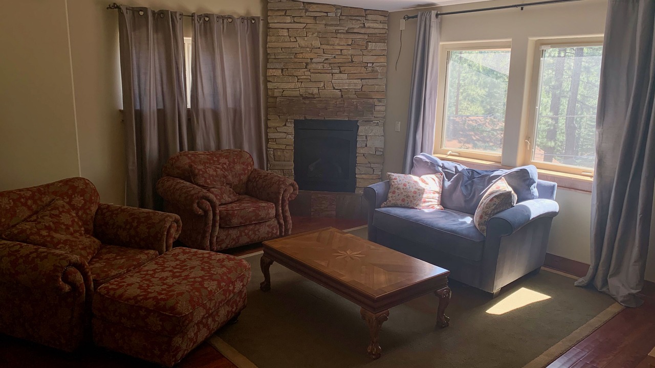 Photo of Bedroom in Pioneer Trail
