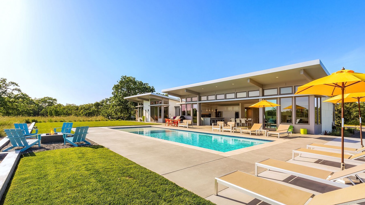 Photo of Outdoor in Windsor