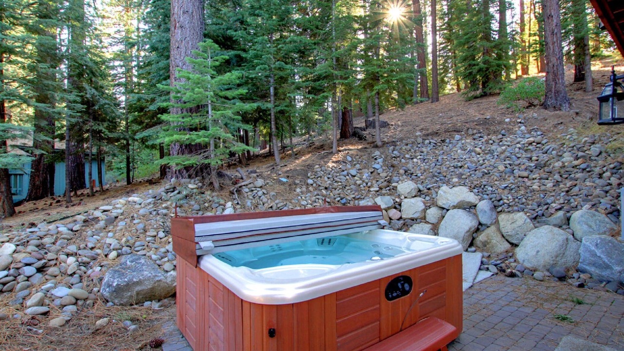 Photo of Outdoor in Pioneer Trail
