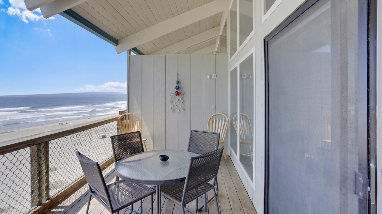 Photo of Patio Balcony in La Selva Beach