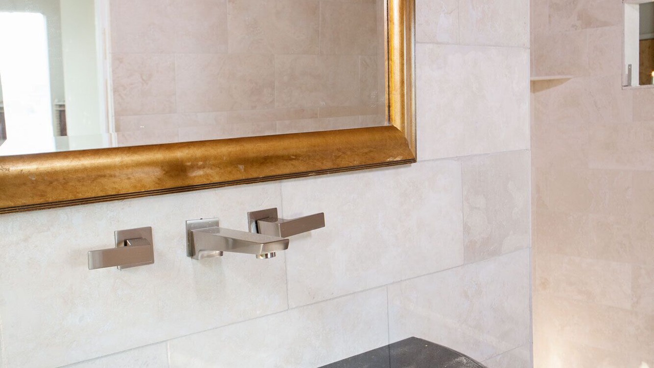 Photo of Bathroom in Hollywood Heights