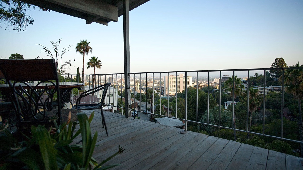 Photo of Others in Hollywood Heights