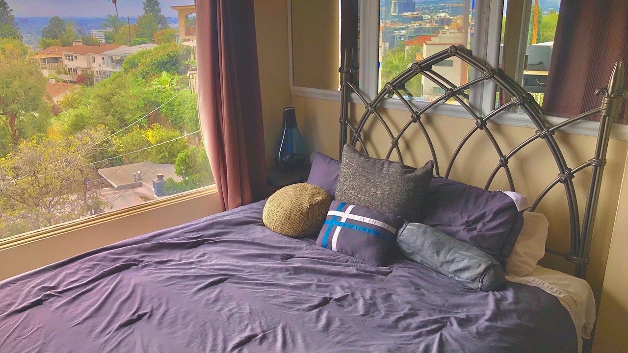Photo of Bedroom in Hollywood Heights