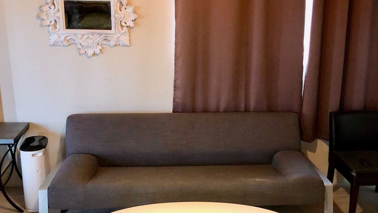Photo of Livingroom in Hollywood Heights