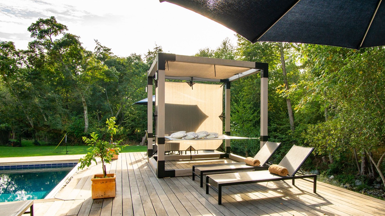 Photo of Outdoor in Kenwood