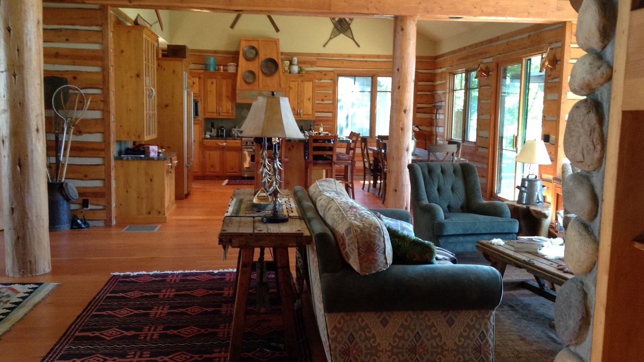 Photo of Livingroom in Auburn