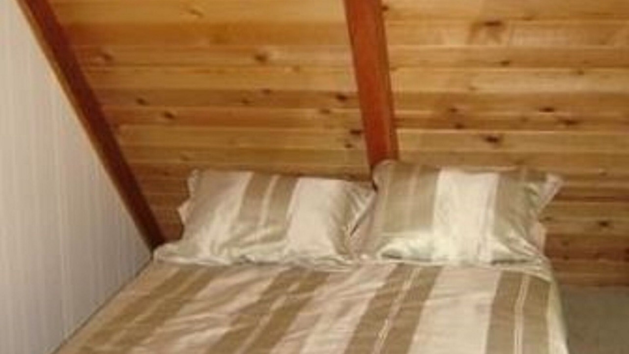 Photo of Bedroom in Groveland