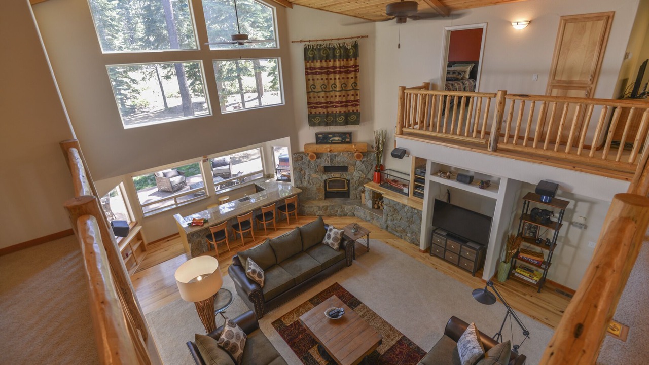 Photo of Livingroom in Truckee