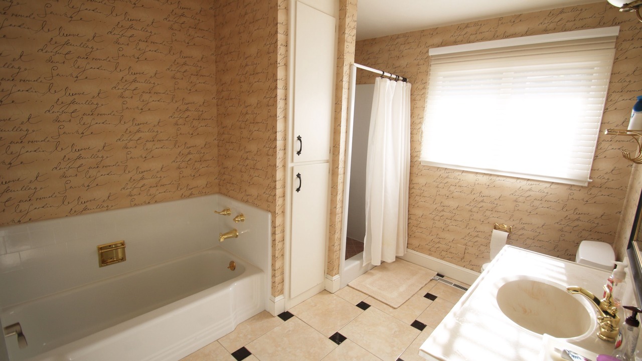 Photo of Bathroom in Riebli-Wallace Neighborhood Group