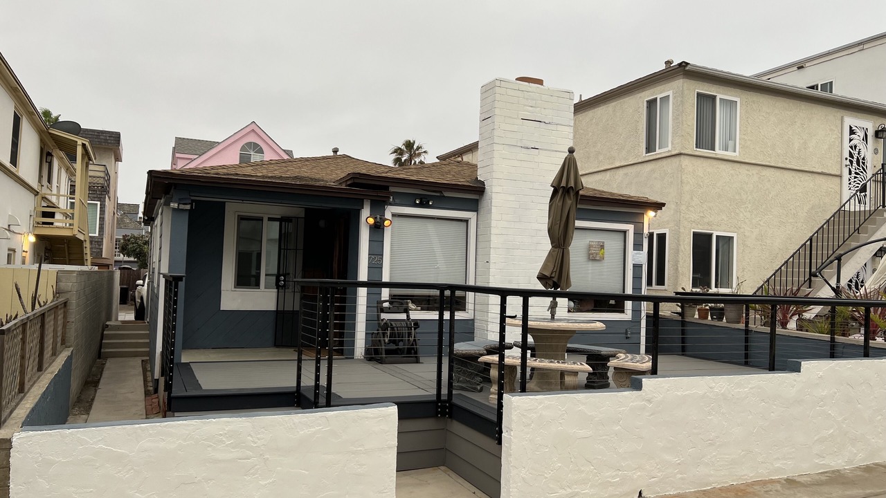 Photo of Patio Balcony in South Mission Beach